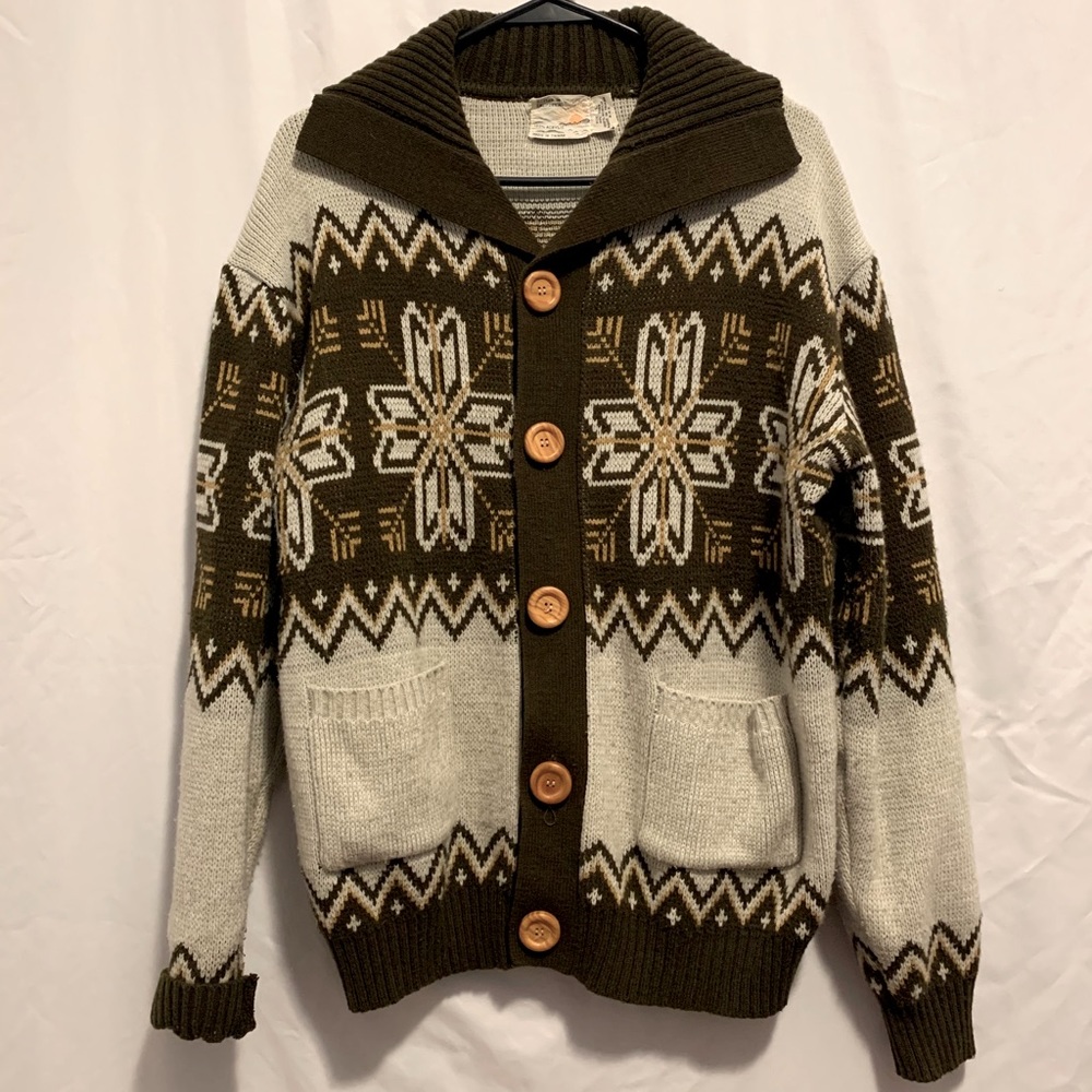 Brown and Beige Vintage Button Up Sweater Size L